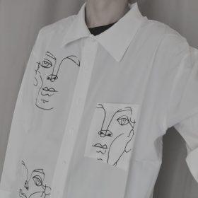 Line Art "Face" Oversized Unisex Shirt photo review