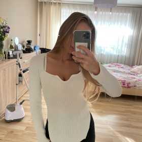 Square Neck Ribbed Long Sleeve White Sweater photo review
